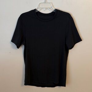 Lululemon Athletic Black Short Sleeve T-shirt No size tag Measures Size Small